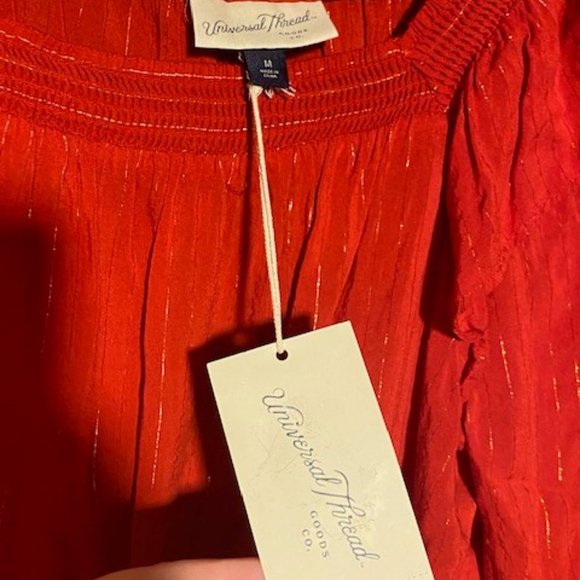 NWT Universal Thread Goods Co. - Red Top - M - Picture 2 of 5